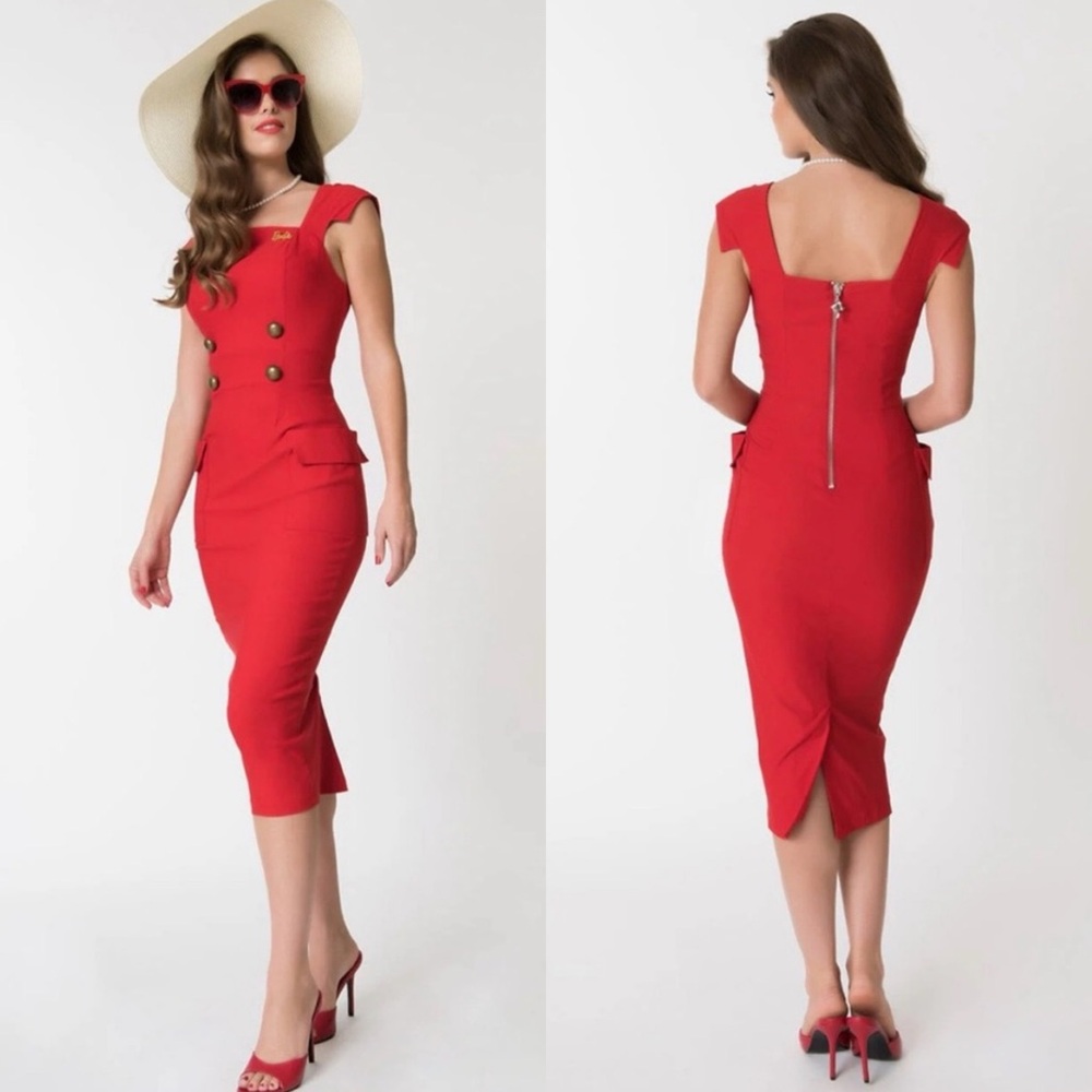 ❤️PRICE FIRM❤️Barbie™ Unique
Vintage Red Sheath
Sensation Wiggle Dress